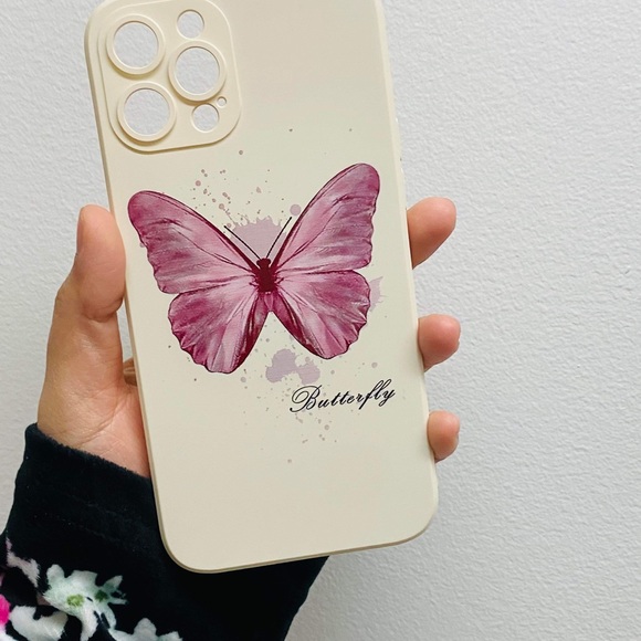 iPhone 12 Pro Max phone case - Picture 3 of 4